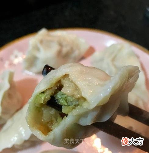 白菜猪肉饺子馅的做法